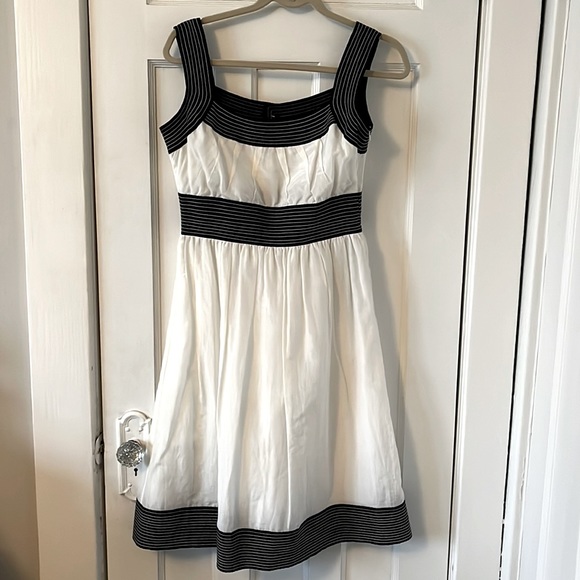ZARA Pretty silk dress Sz Small - Picture 1 of 8